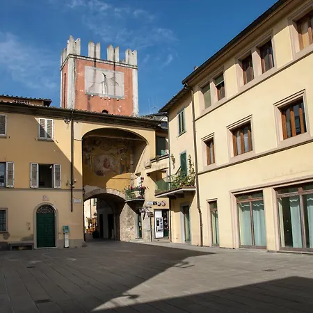 Casa Giovanni - Relax Among Greenery - Happy Camaiore